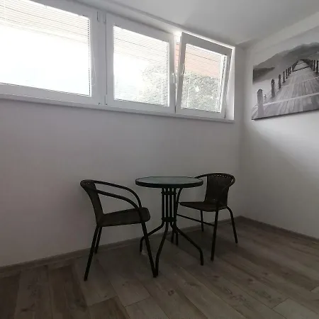 Private House In شقة Liptovský Hrádok